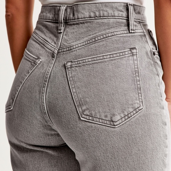 Abercrombie & Fitch curve love ultra high rise 90’a straight jean - Picture 6 of 12